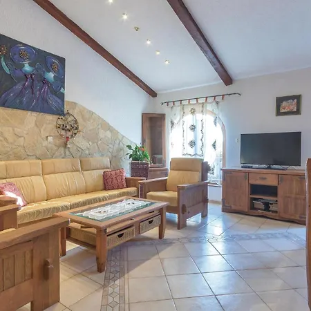 Awesome Home In Marcana With Kitchen Holiday home *