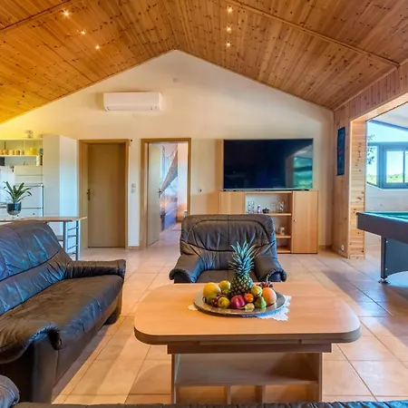 Awesome Home In Marcana With Kitchen *