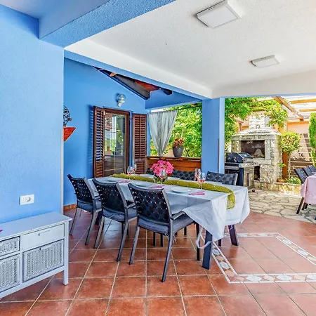 Holiday home Awesome Home In Marcana With Kitchen