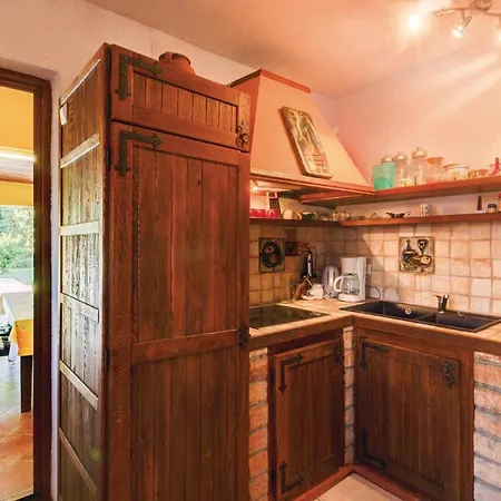 Awesome Home In Marcana With Kitchen Loborika
